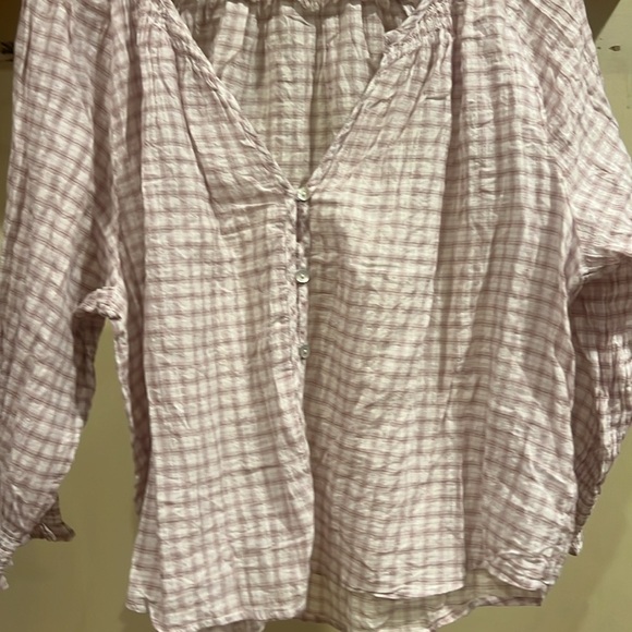 Rails plaid pullover.  Pink based with gathered sleeves.  Lightweight. - Picture 2 of 7